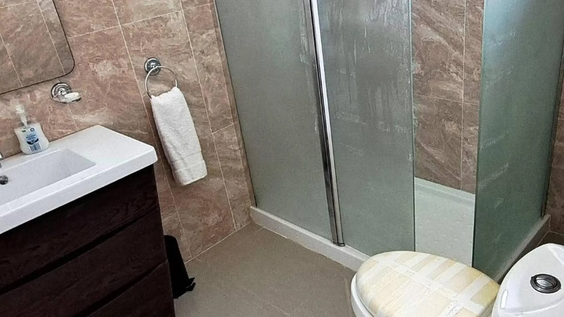 Apartament Montego Bay - Hillside Retreat